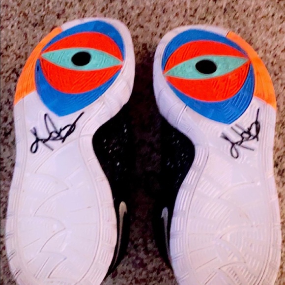 Jet black white Kyrie 6 - Picture 3 of 6